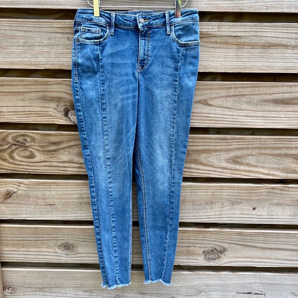 SALE! Old Navy Rock Star jeans - Picture 2 of 13